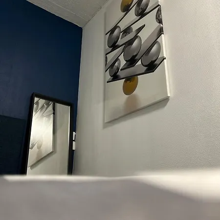 La Blue Room-chambre Double Privee - 700m Stade De France Homestay